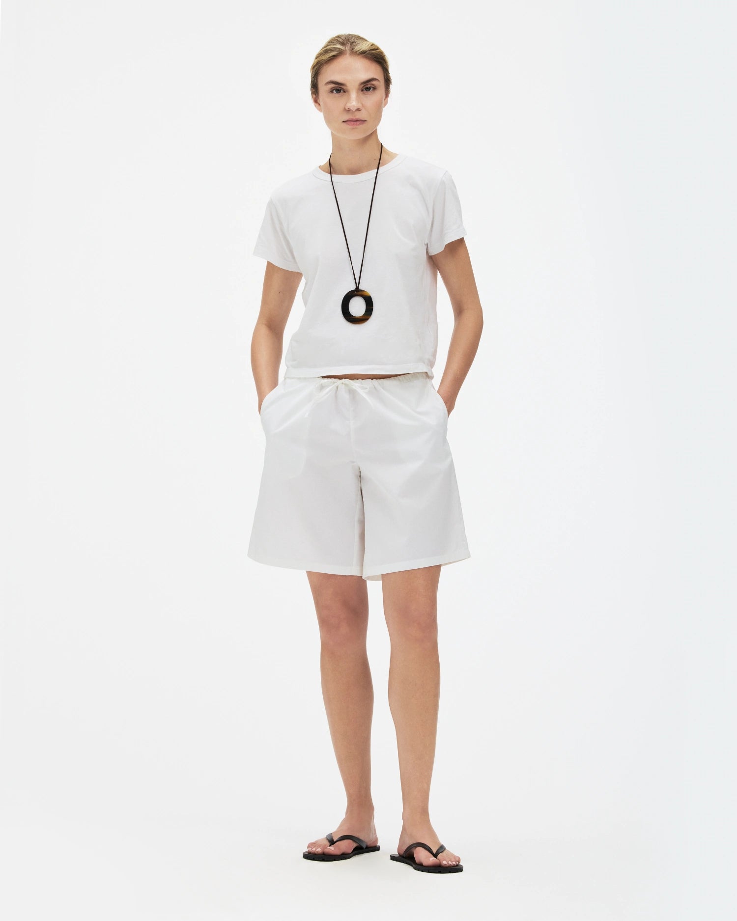 Coen Short White