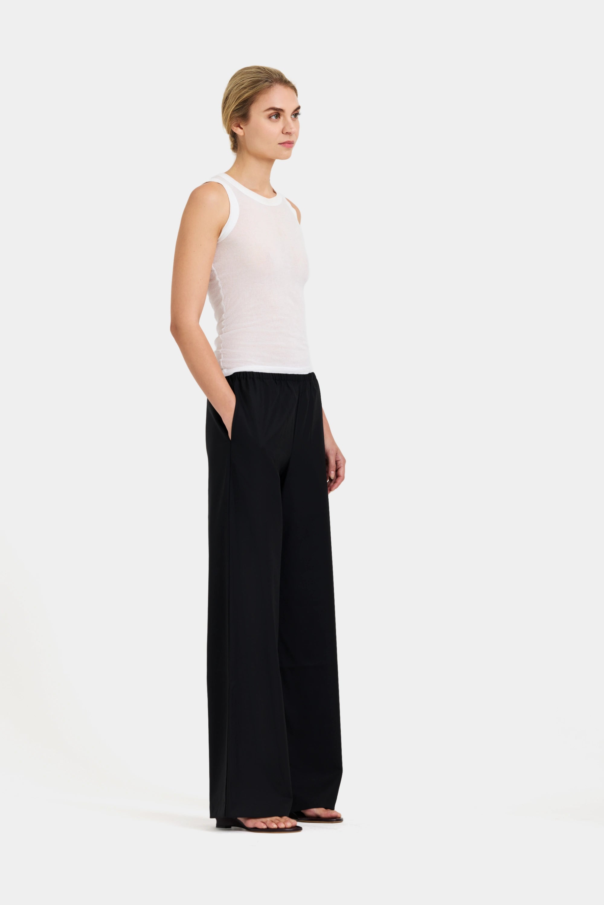 Noa Bottom Black