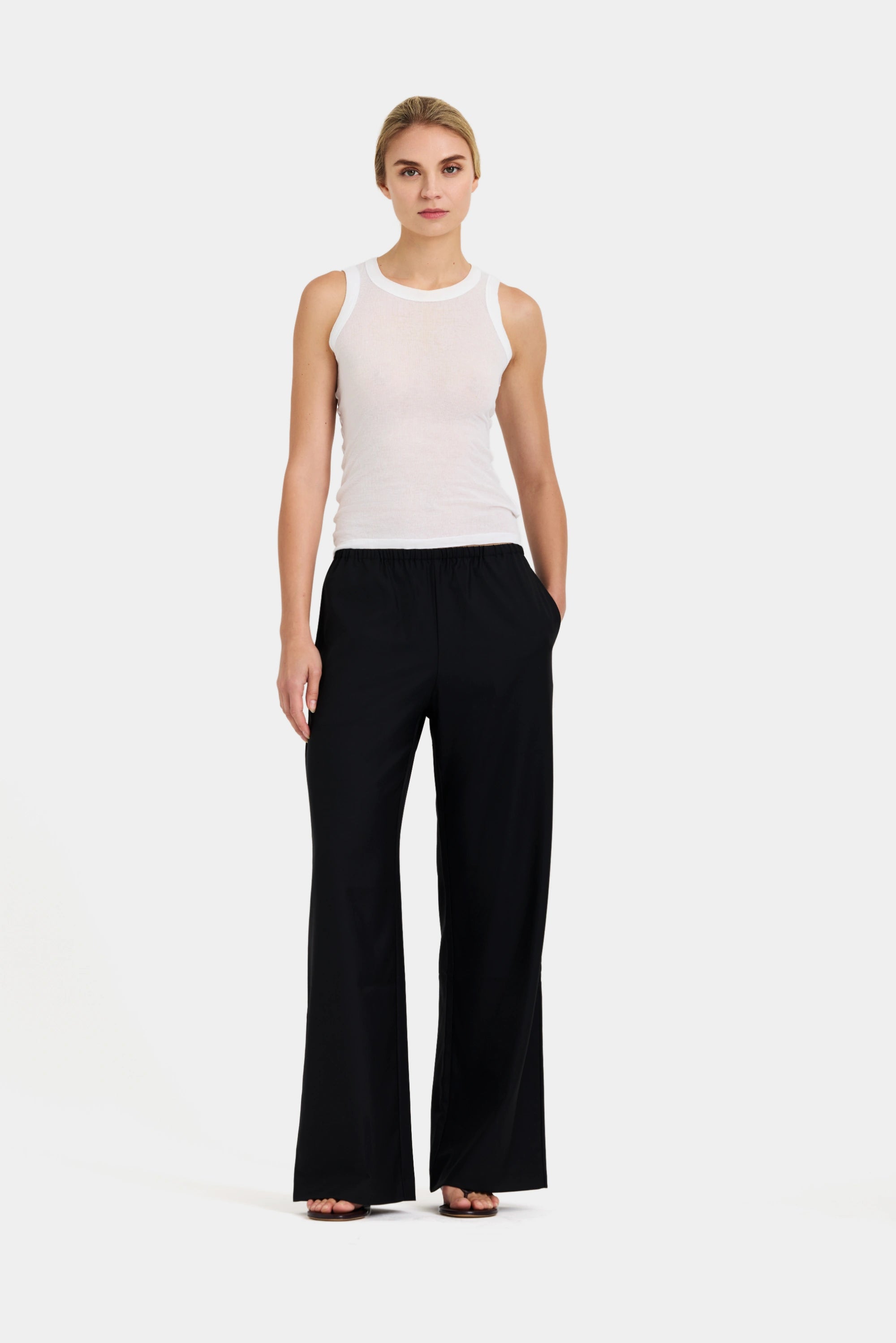 Noa Bottom Black